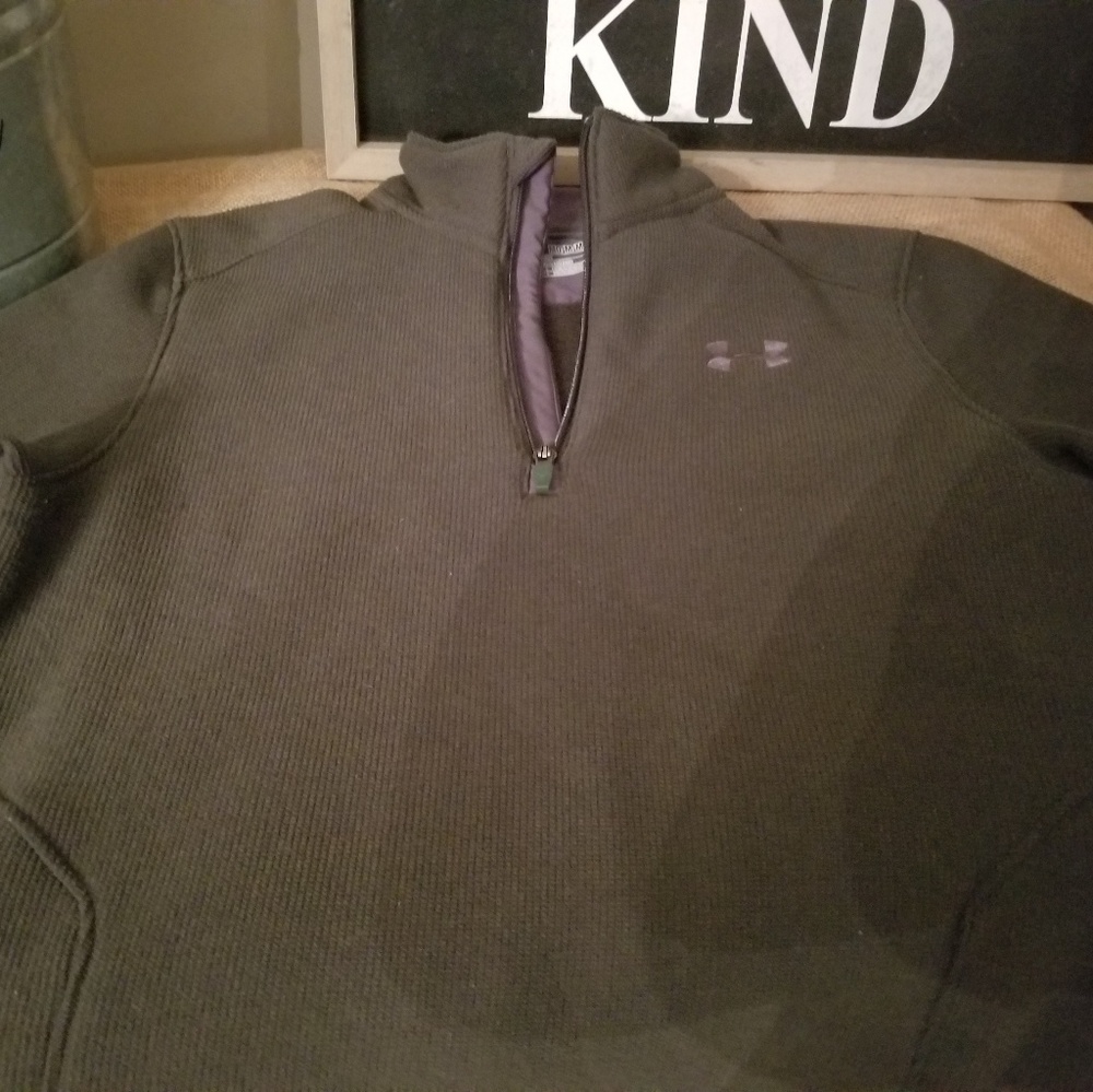 Mens Under Armour cold gear pullover mens medium